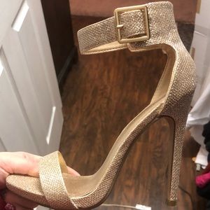 Champagne heel